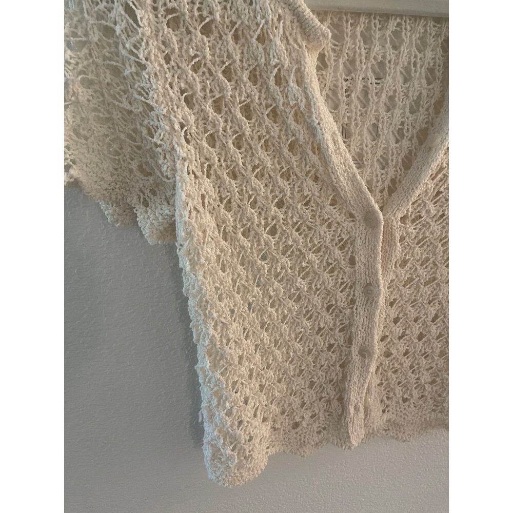 H&M Ivory Crochet Knit Short-Sleeve Button-Up Top - Womens Size S - Lightweight